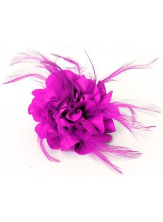 Roze Bloem op speld met veertjes