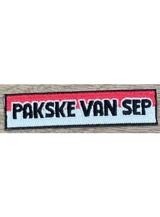 Strijkembleem "PAKSKE VAN SEP" 9x2cm.