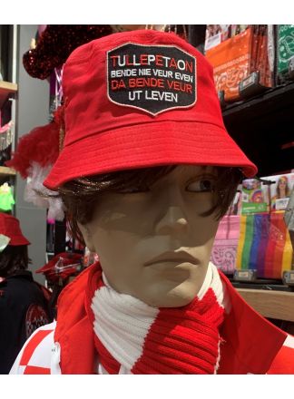 Rood vissershoedje met Tullepetaon embleem